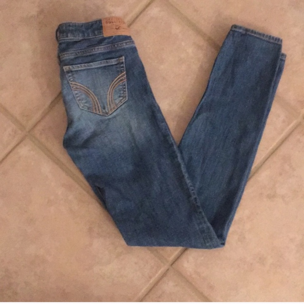 Hollister Embroidered Skinny Jean